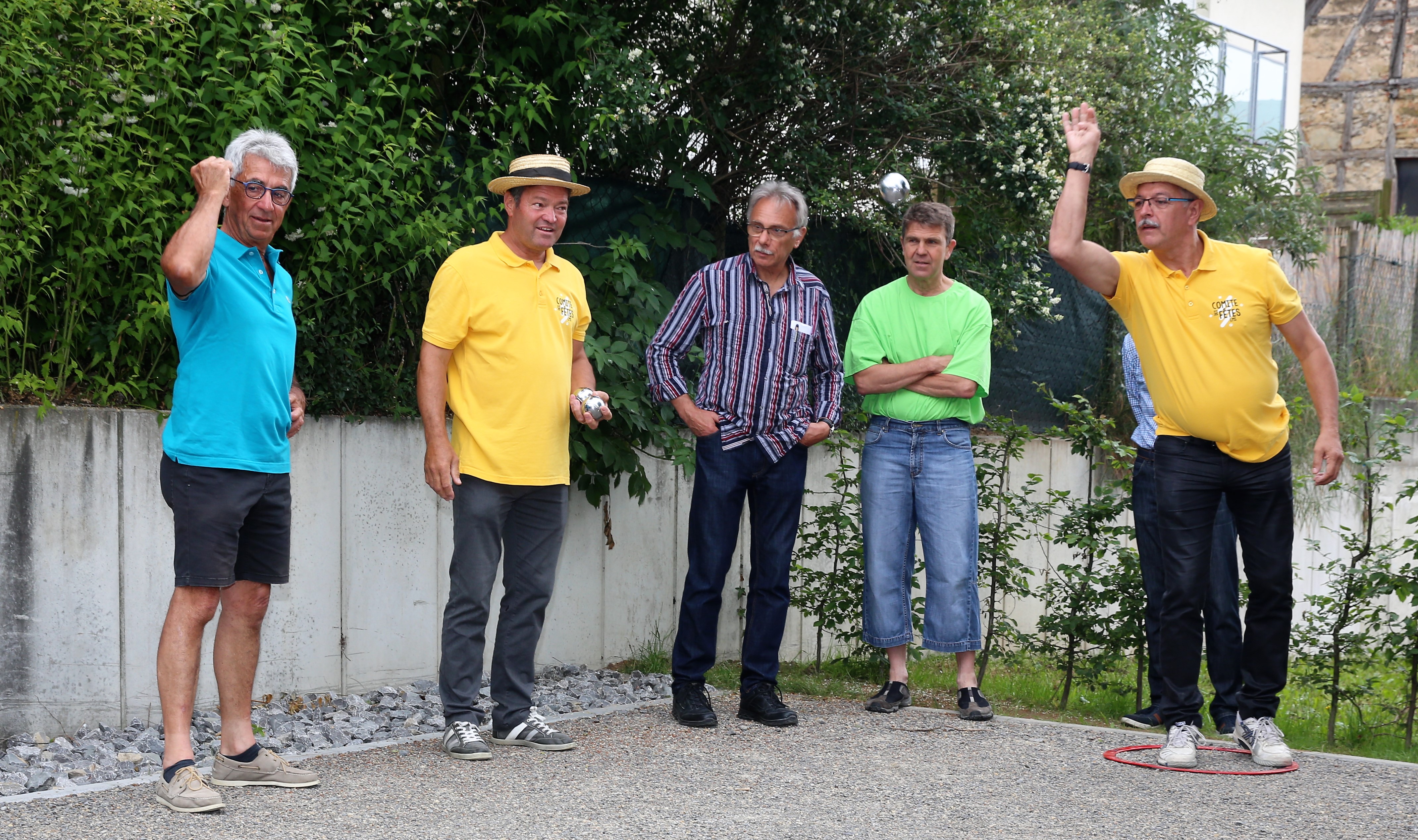 IMG 1534 Einweihung Boulebahn   Spiel mit Gästen Christophe (1)