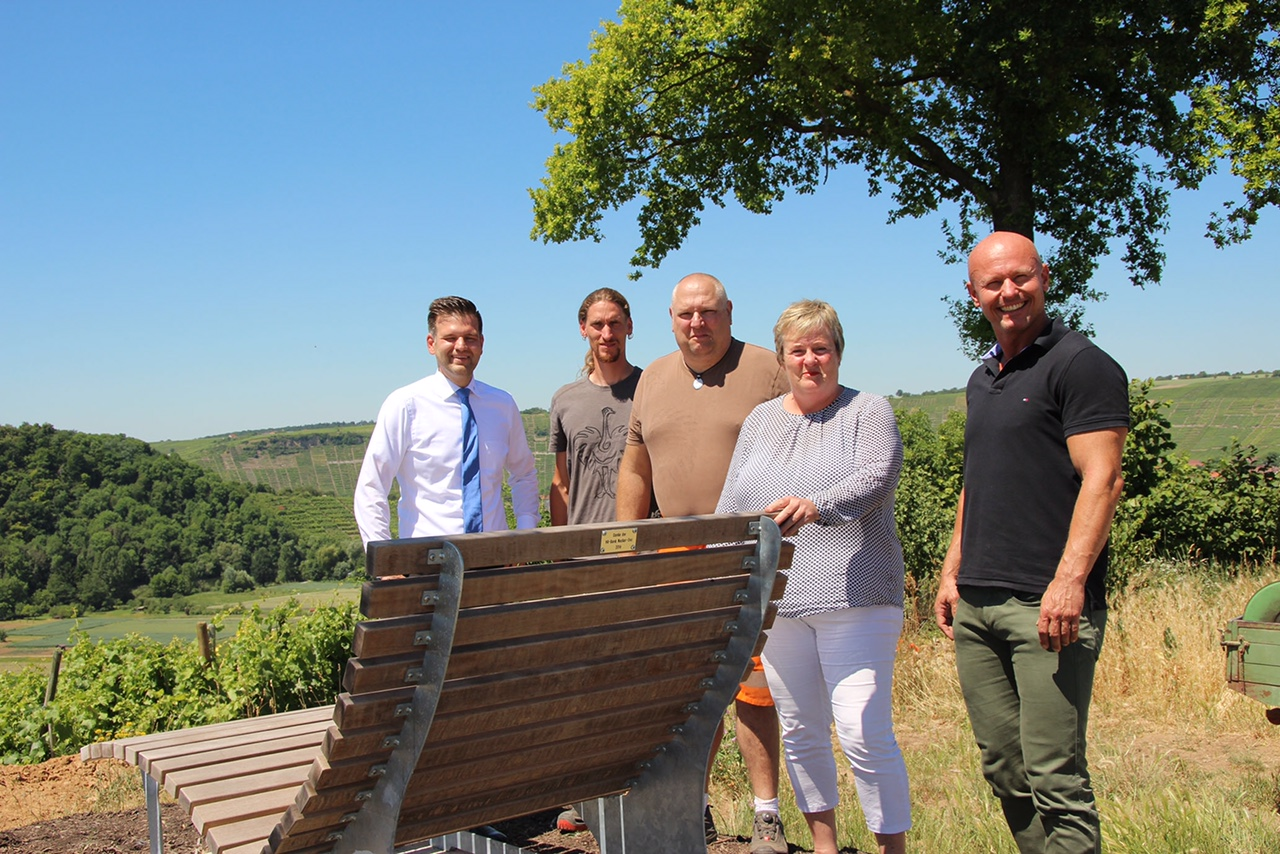 sitzliegebank vr bank 2